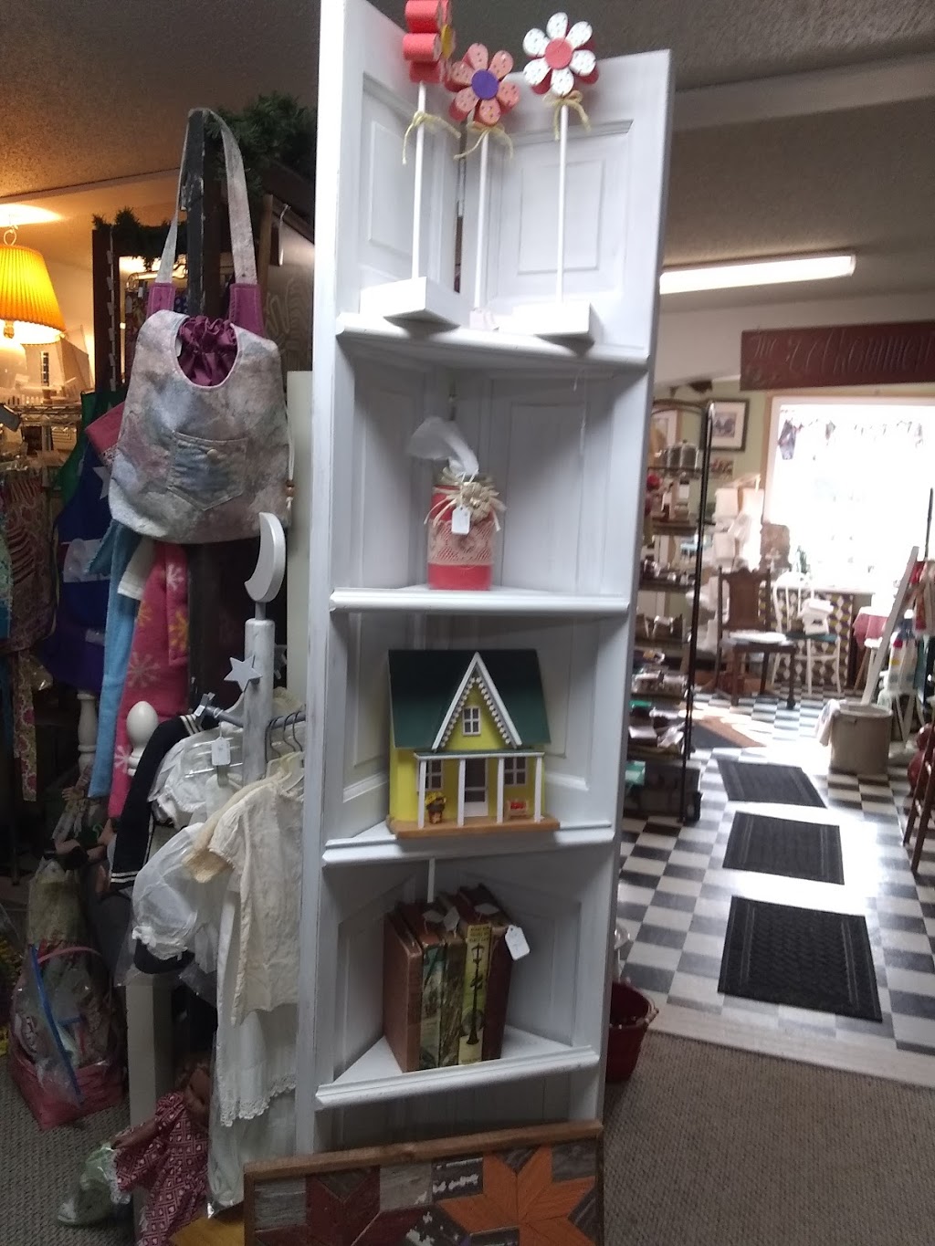 Country Charm Mercantile | 43873 Forest Blvd, Harris, MN 55032, USA | Phone: (651) 674-0272
