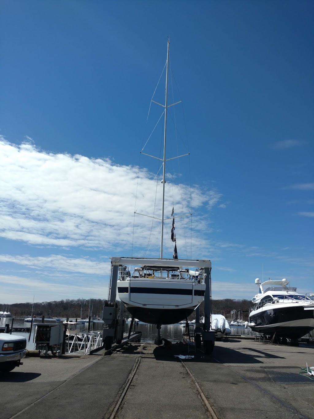 Yacht Haven Marina, Inc | 1 Anchorage Ln, Huntington, NY 11743, USA | Phone: (631) 673-0700