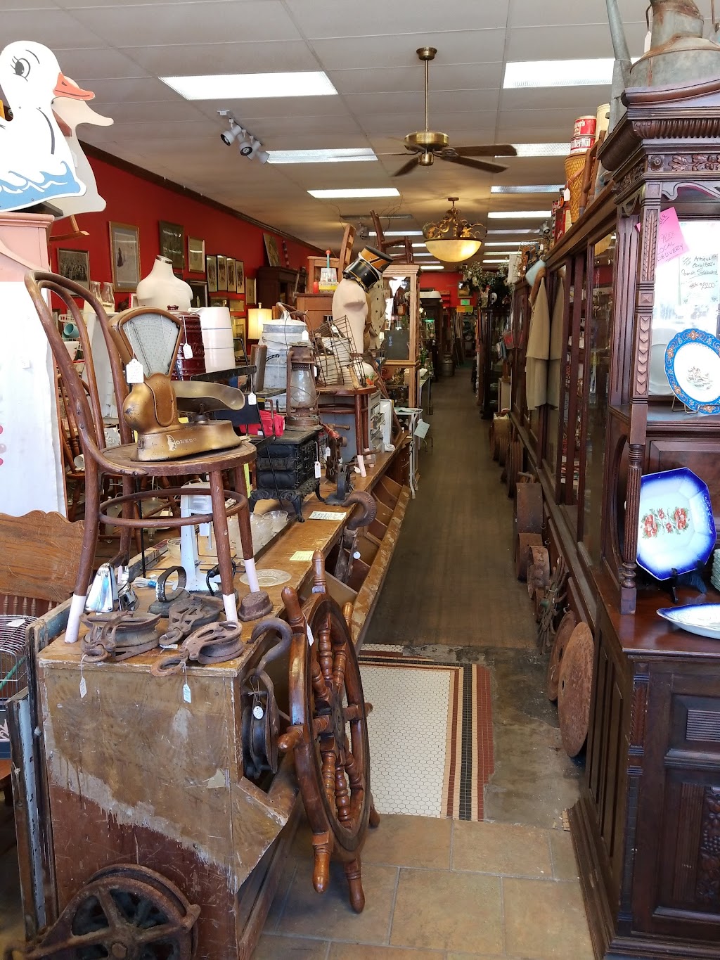 Magnolia Antique Mall | 111 W Oklahoma Ave, Guthrie, OK 73044, USA | Phone: (617) 448-0464