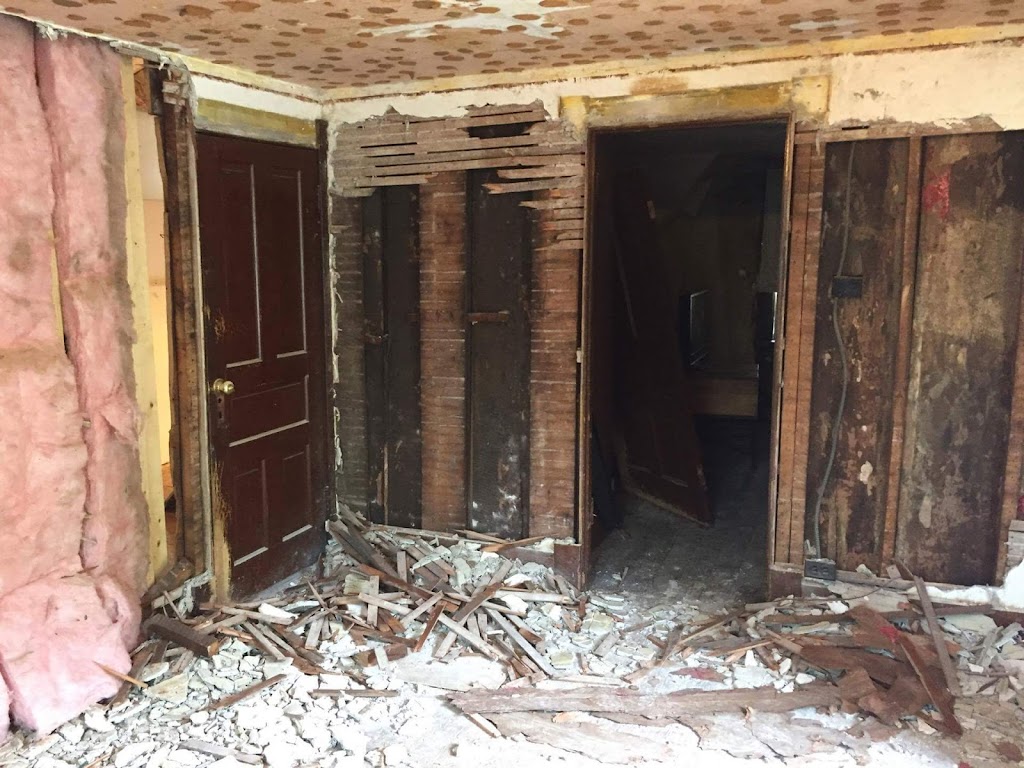 Hackney construction and remodeling llc | 690 Crucible Rd, Rices Landing, PA 15357, USA | Phone: (724) 970-1669