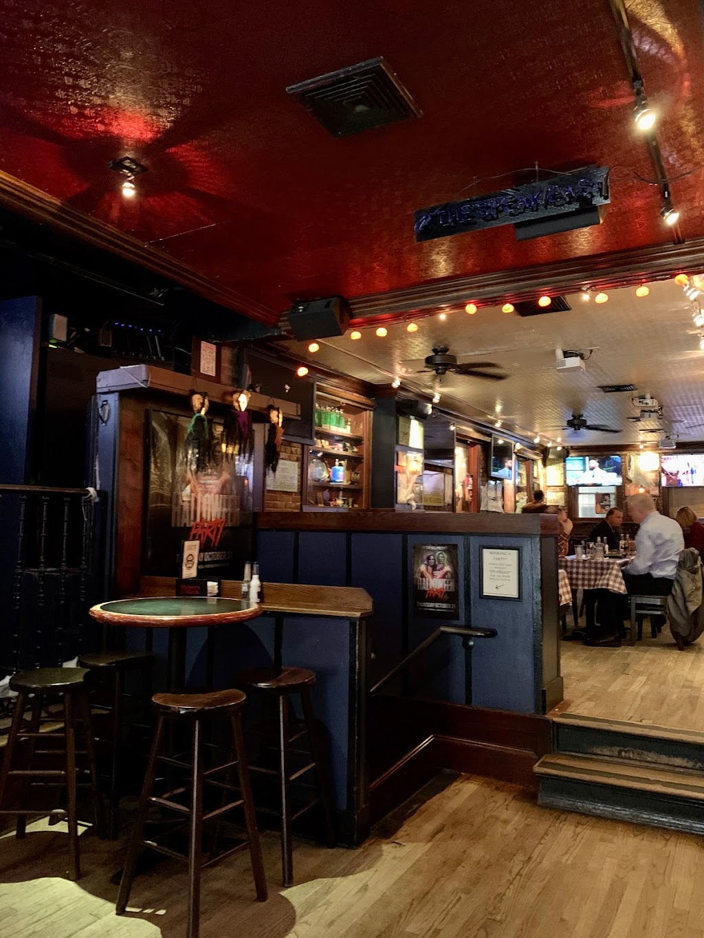 The Gin Mill | 442 Amsterdam Ave, New York, NY 10024, USA | Phone: (212) 580-9080