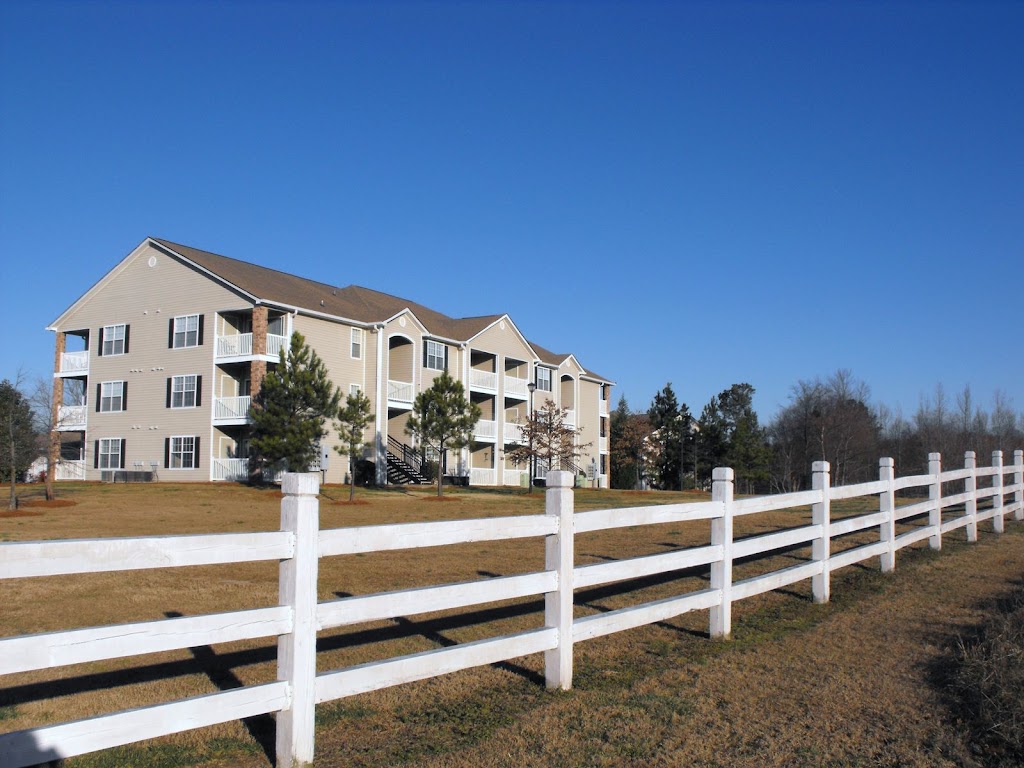 Cambridge Faire Apartment Homes | 900 Meadow Glen Pkwy, Fairburn, GA 30213, USA | Phone: (678) 335-2027