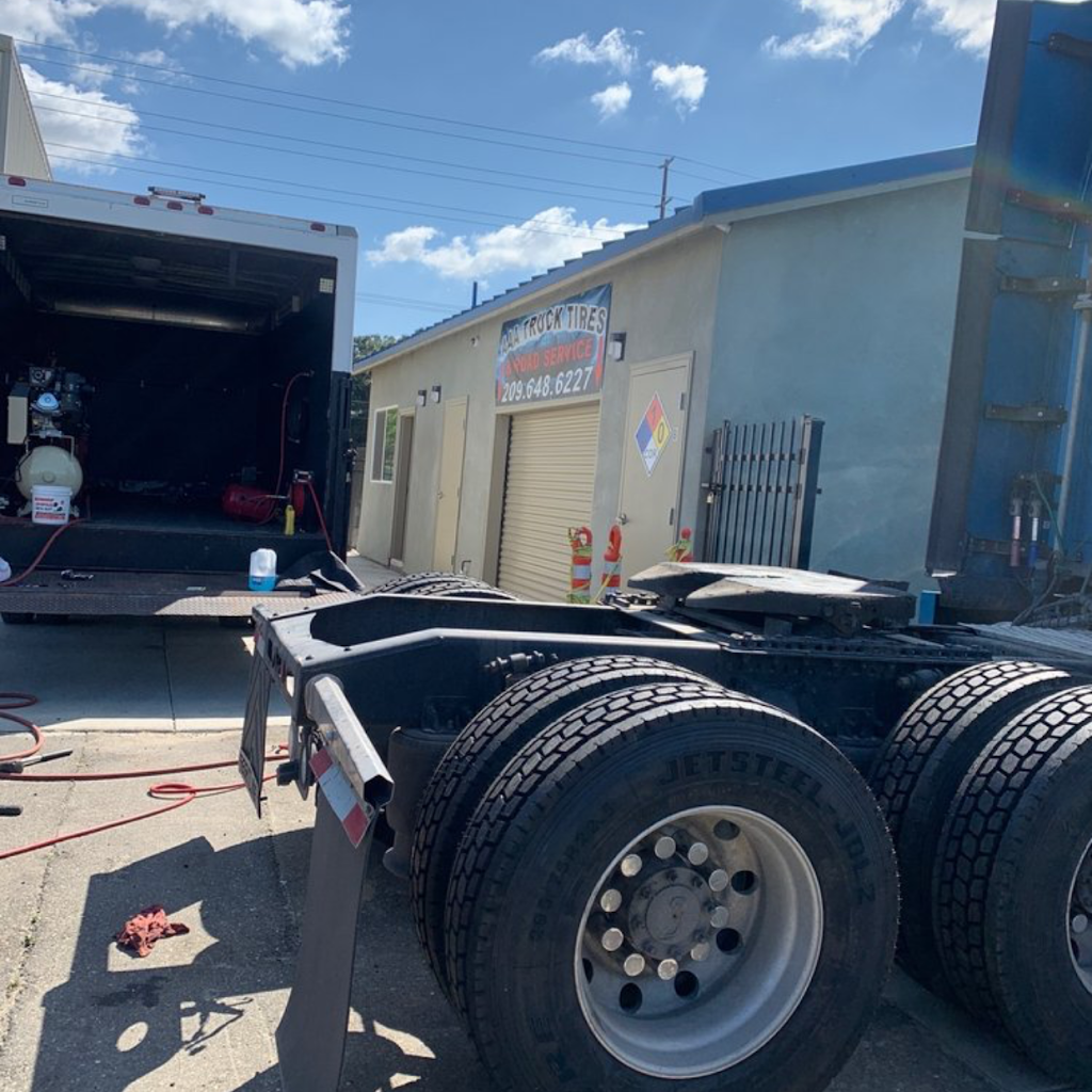 Truck tires & Road service | 15420 August Ave, Delhi, CA 95315, USA | Phone: (209) 648-6227