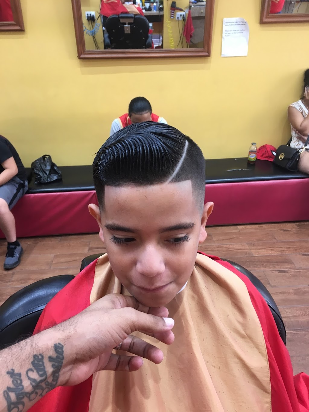 3 Golpes barbershop #1 | 153 North Ave, New Rochelle, NY 10801, USA | Phone: (914) 740-5981