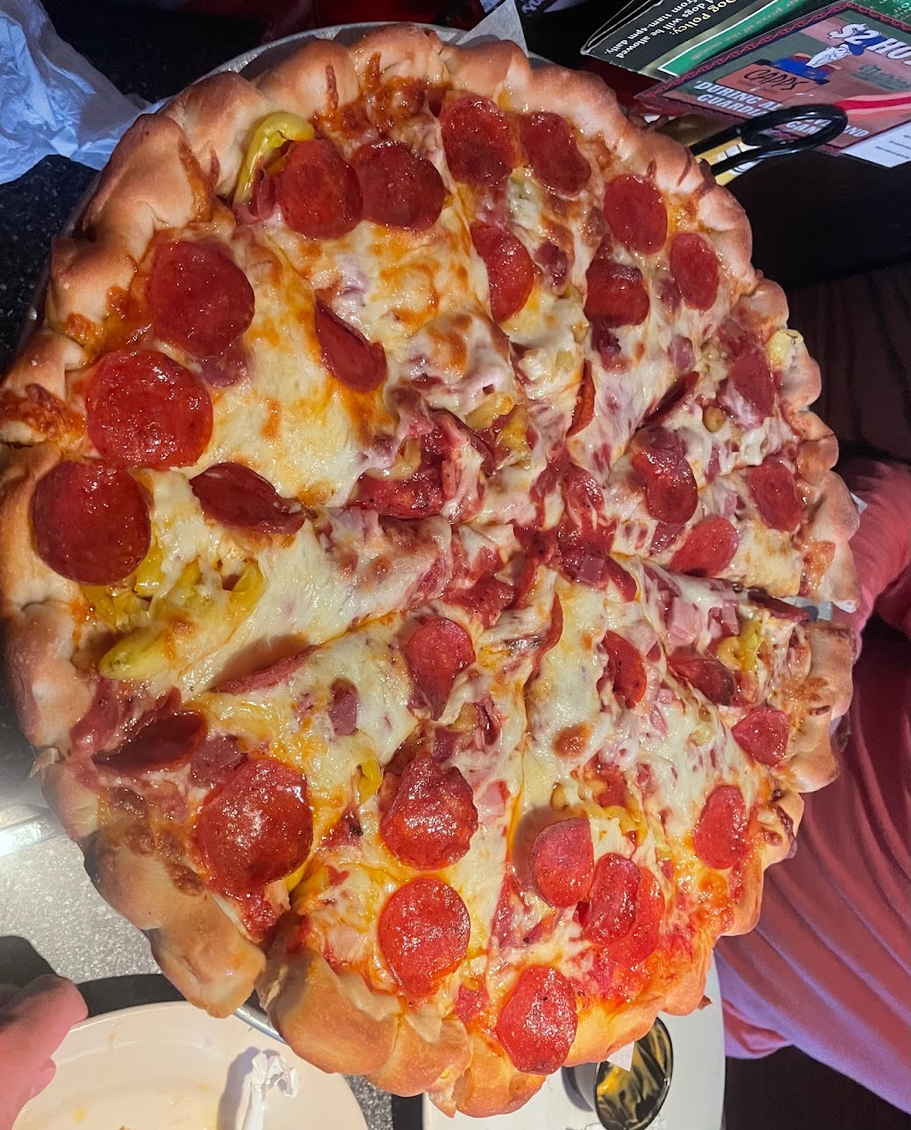 Capps Pizza | 12830 Painesville Warren Rd, Painesville, OH 44077, USA | Phone: (440) 254-1414