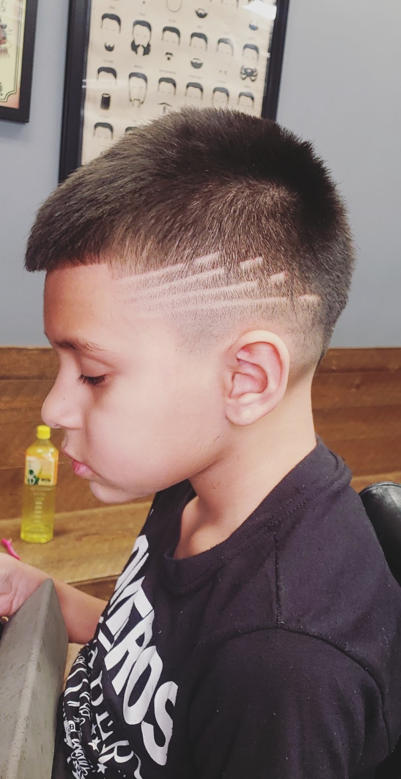 Romeros Barber & Beauty Shop | 4571 1/2, 2432, 4571 Whittier Blvd, East Los Angeles, CA 90022, USA | Phone: (323) 267-0274