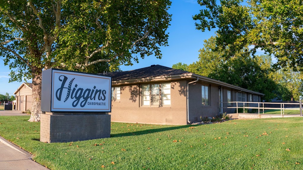 Higgins Chiropractic PA | 2300 N Plum St Ste B, Hutchinson, KS 67502, USA | Phone: (620) 662-9272