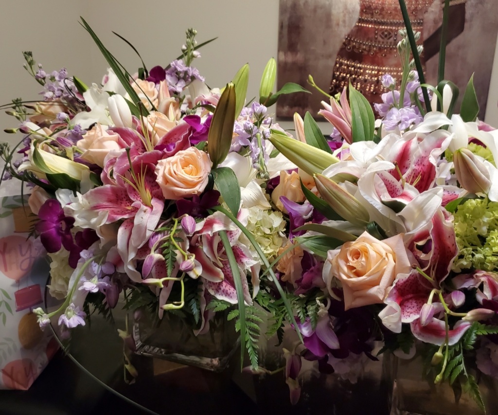 Custom Floral Creations | 1242 S Church St, Burlington, NC 27215, USA | Phone: (336) 226-1562