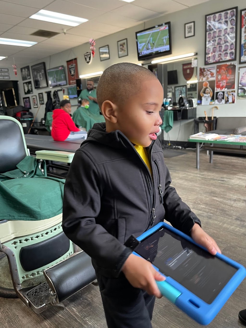 The Original Marks Barber Shop | 4247 Appian Way, El Sobrante, CA 94803, USA | Phone: (510) 223-7463