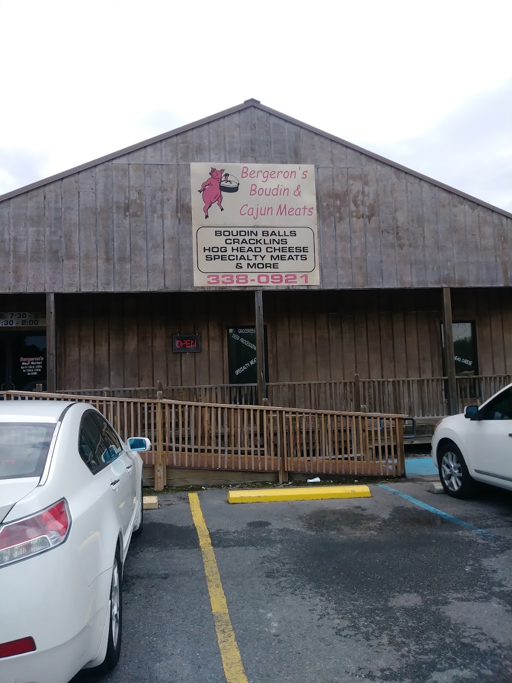 Bergerons Boudin & Cajun Meats | 760 LA-415, Port Allen, LA 70767, USA | Phone: (225) 338-0921