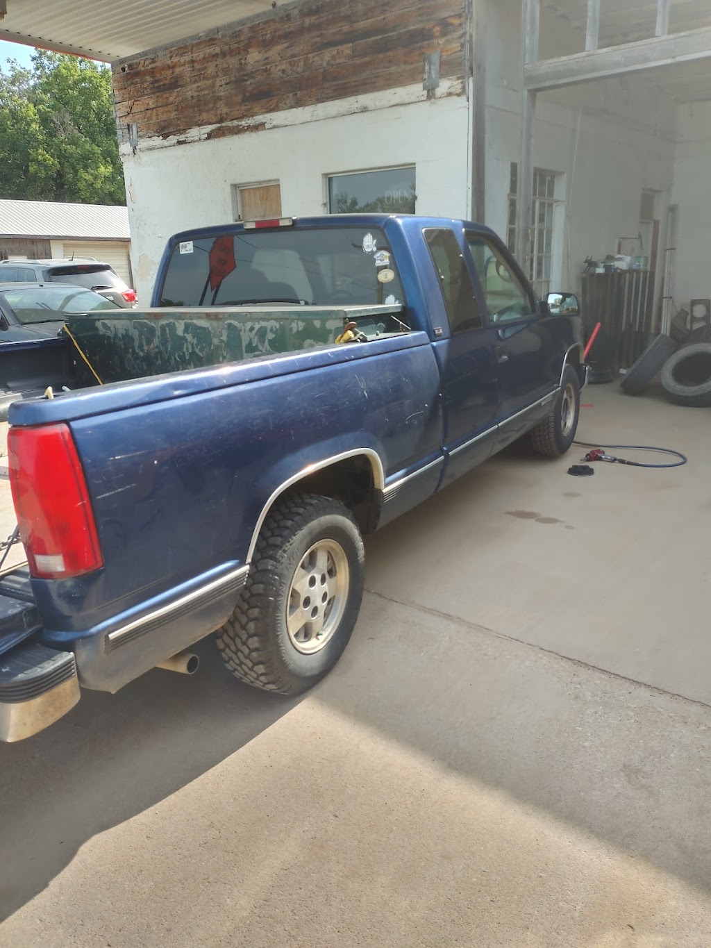 G & B Auto Services | 228 N Main St, Newkirk, OK 74647, USA | Phone: (580) 362-2105