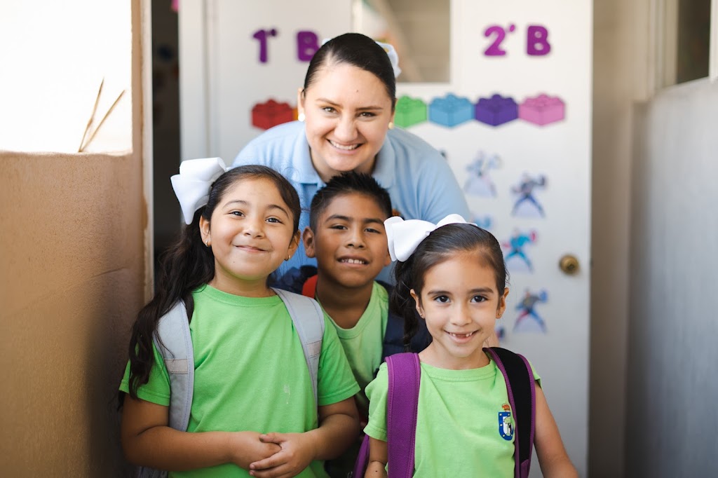 Centro Educativo Madrid | Baja California 5390, Lasierra, 22634 Tijuana, B.C., Mexico | Phone: 664 635 3272