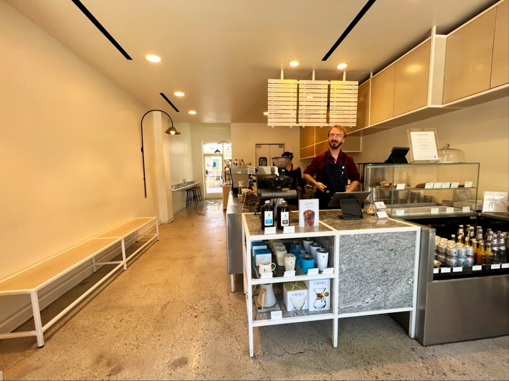 Blue Bottle Coffee | 13050 San Vicente Blvd, Los Angeles, CA 90049, USA | Phone: (510) 653-3394