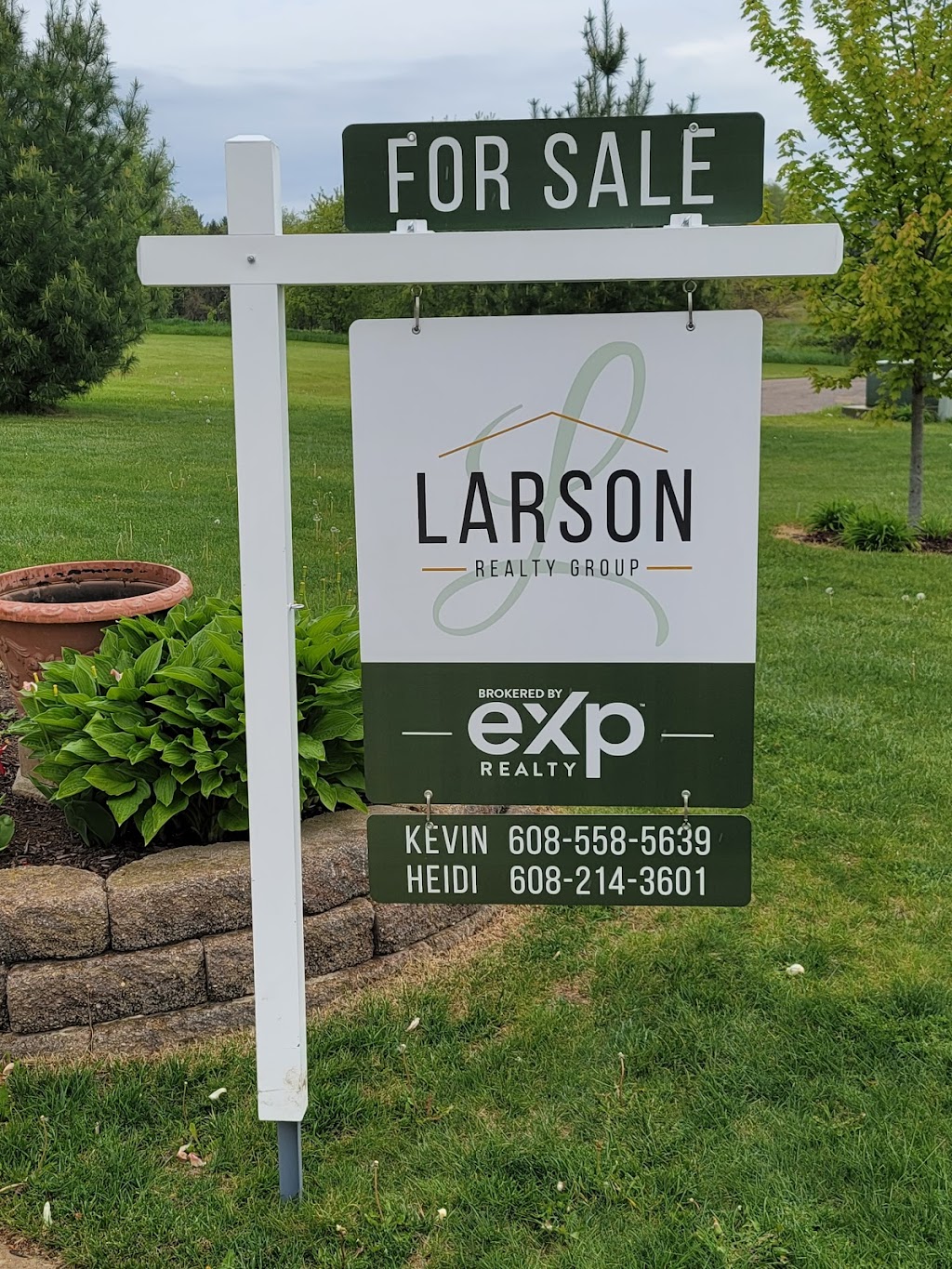 Larson Realty Group, LLC | W6585 Platinum Dr, Monroe, WI 53566, USA | Phone: (608) 558-5639