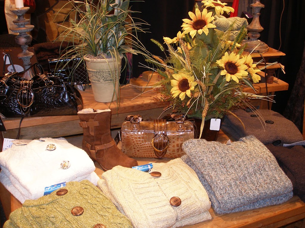 Breezewood Gardens & Gifts | 17600 Chillicothe Rd, Chagrin Falls, OH 44023, USA | Phone: (440) 543-2124