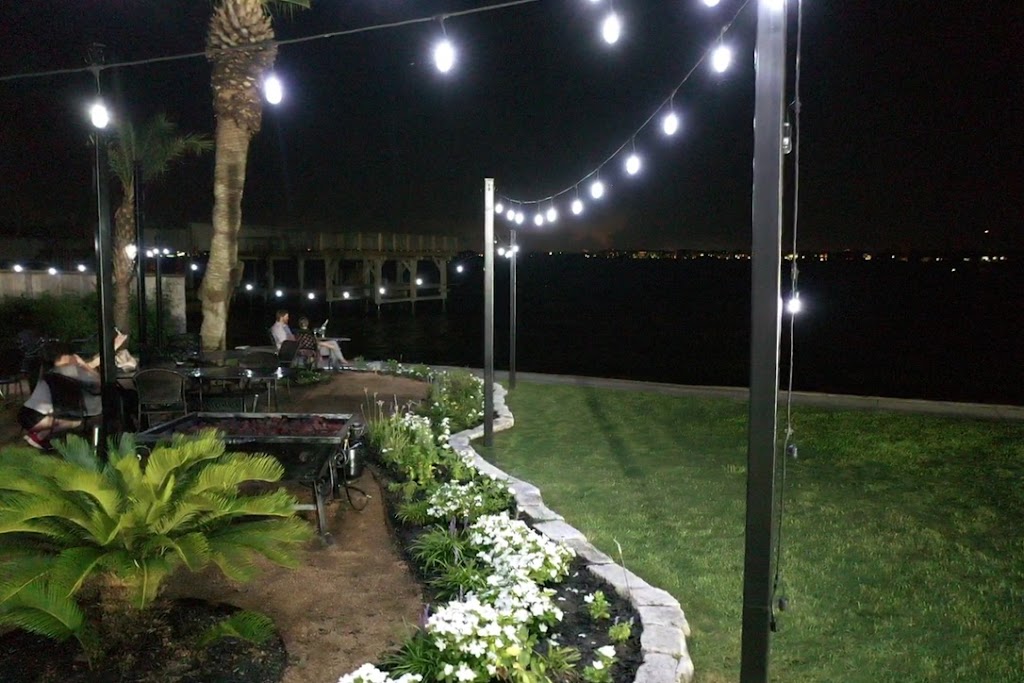 The Bay Patio | 3901 NASA Road 1, El Lago, TX 77586, USA | Phone: (281) 809-7767