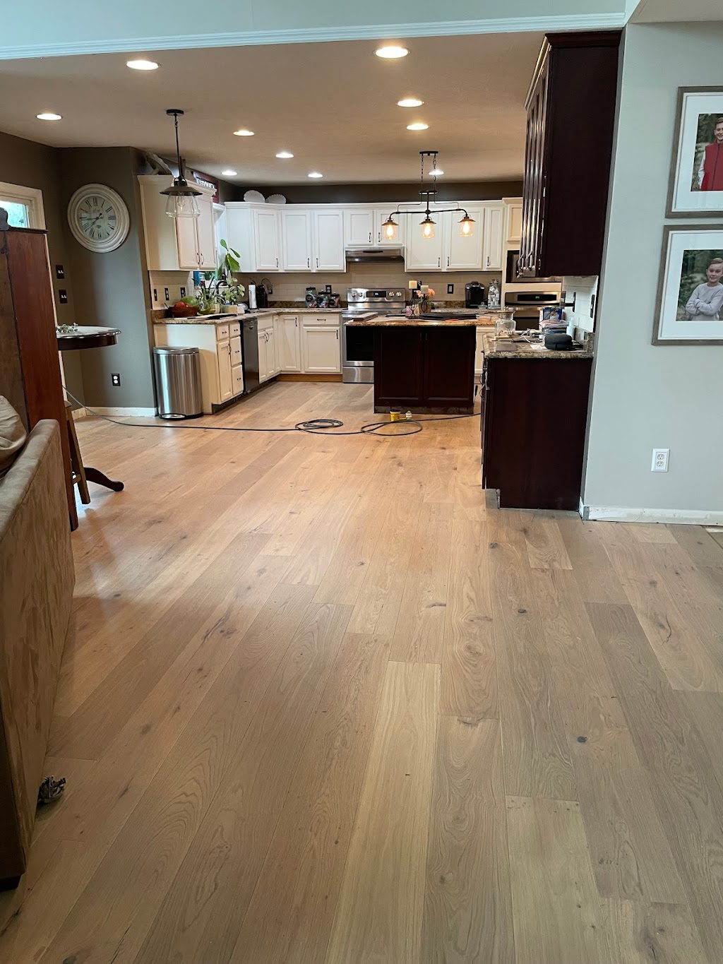 Cutting Edge Flooring Services | 1184 Richfield Center, Beavercreek, OH 45430, USA | Phone: (513) 796-7744