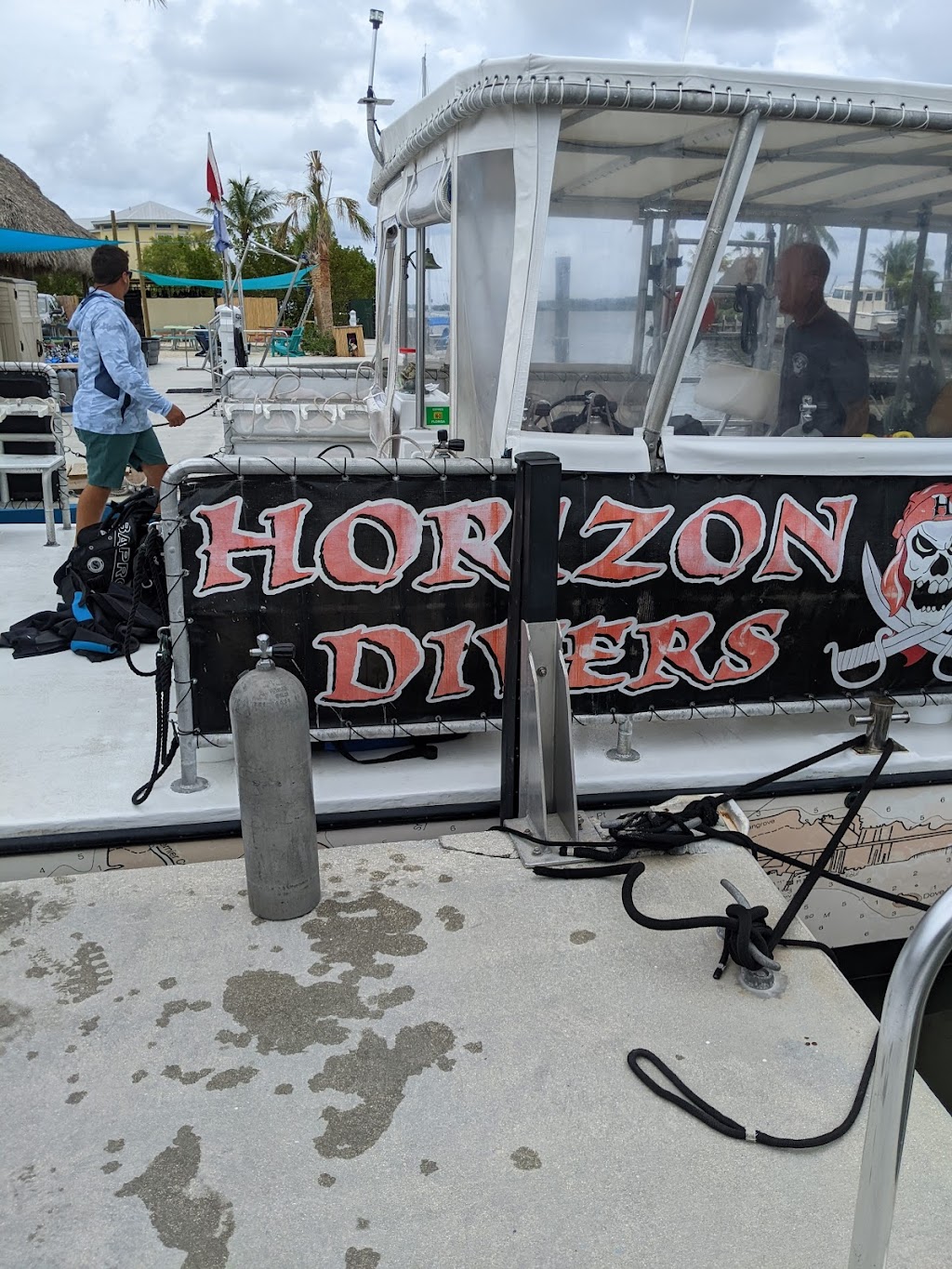 Horizon Divers Boat Location | 45 Garden Cove Dr, Key Largo, FL 33037, USA | Phone: (305) 453-3535