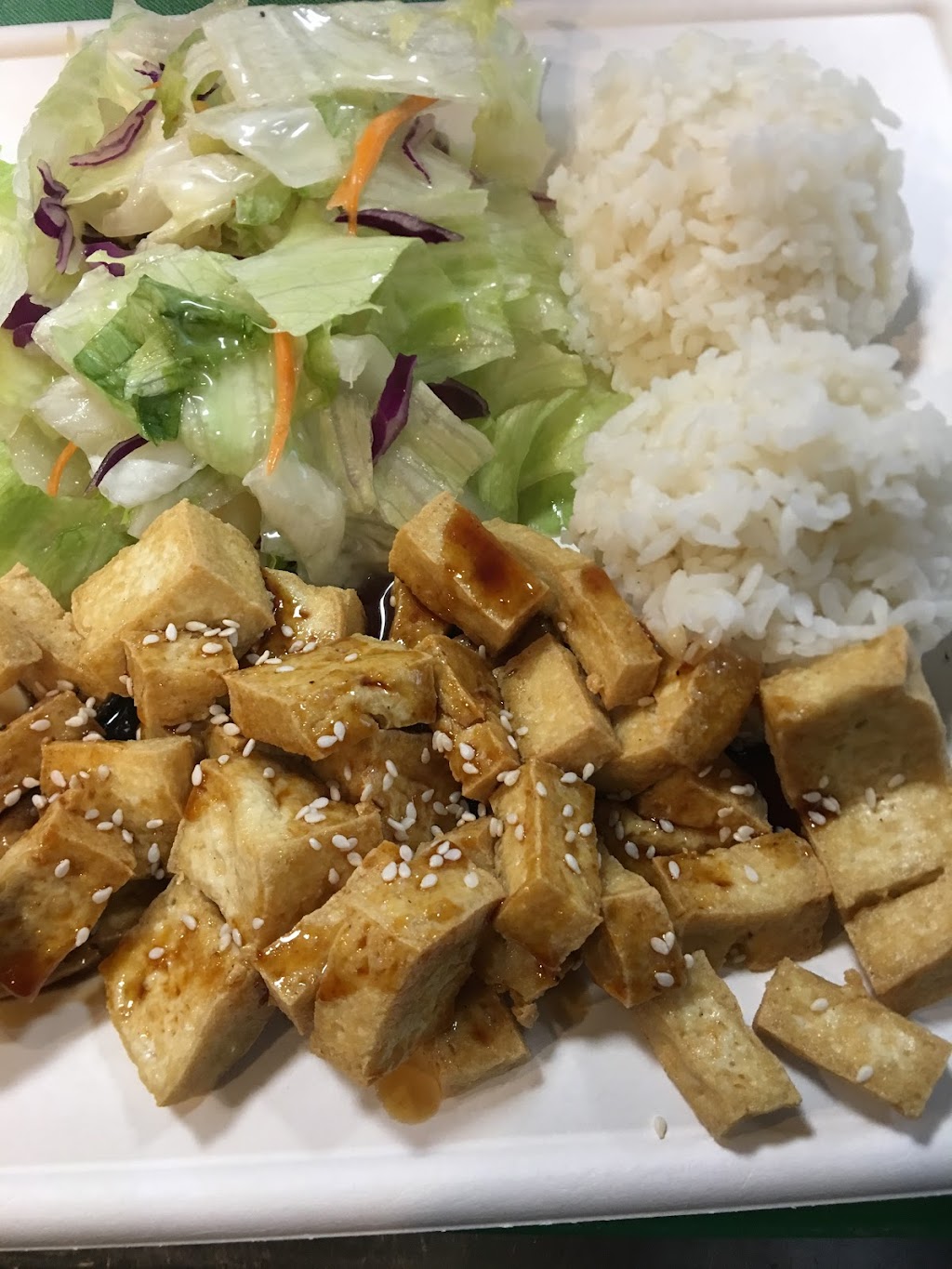 Hungry Lion | Asian Cuisine | 347 N Front St, Woodburn, OR 97071, USA | Phone: (503) 766-9868