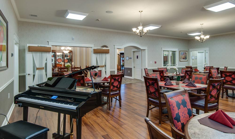 Mattis Pointe Senior Living | 4962 Mattis Rd, St. Louis, MO 63128, USA | Phone: (314) 312-1694