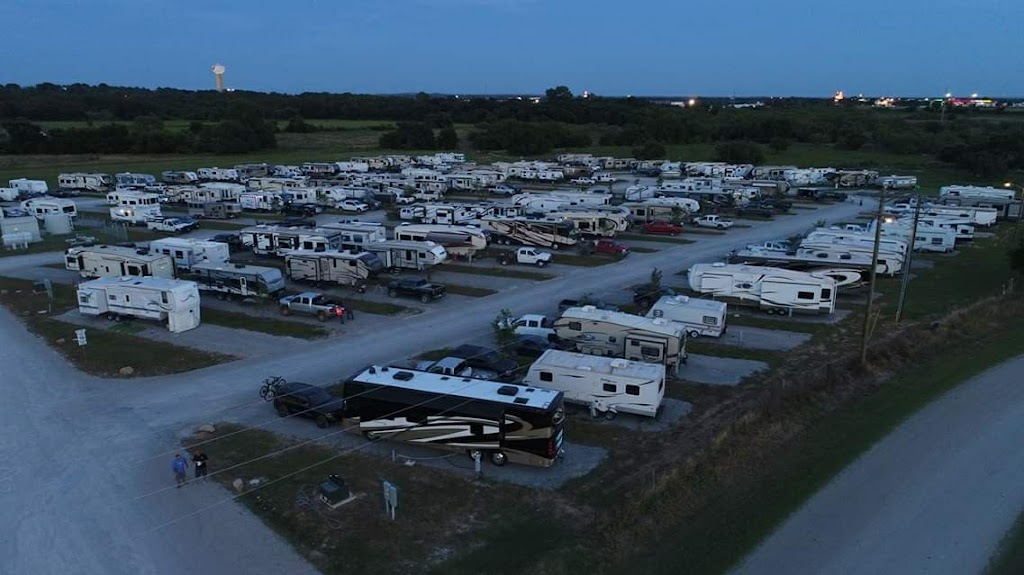 Westwood Too Rv Park | 899 Old Brock Rd, Weatherford, TX 76088, USA | Phone: (817) 683-4533