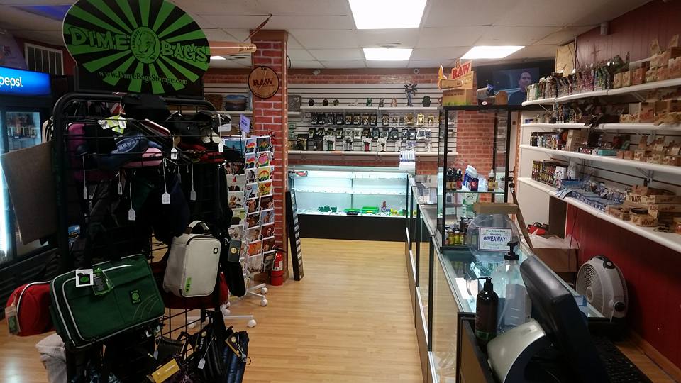 Glass N More Store | 1316 W State St, Fremont, OH 43420, USA | Phone: (567) 280-4007