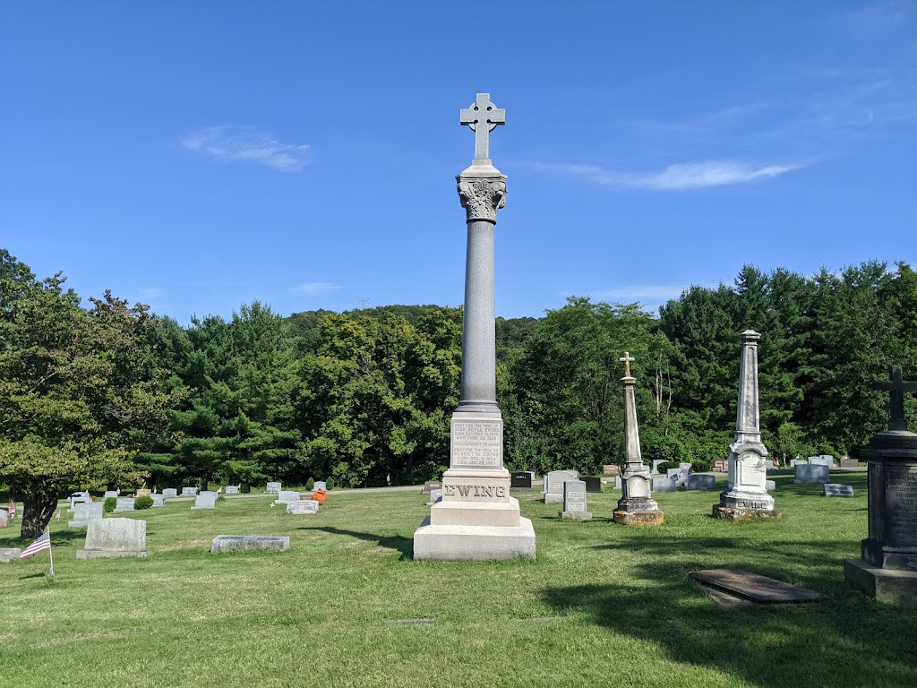 St. Mary Cemetery | 1500 S Broad St, Lancaster, OH 43130, USA | Phone: (740) 653-0997