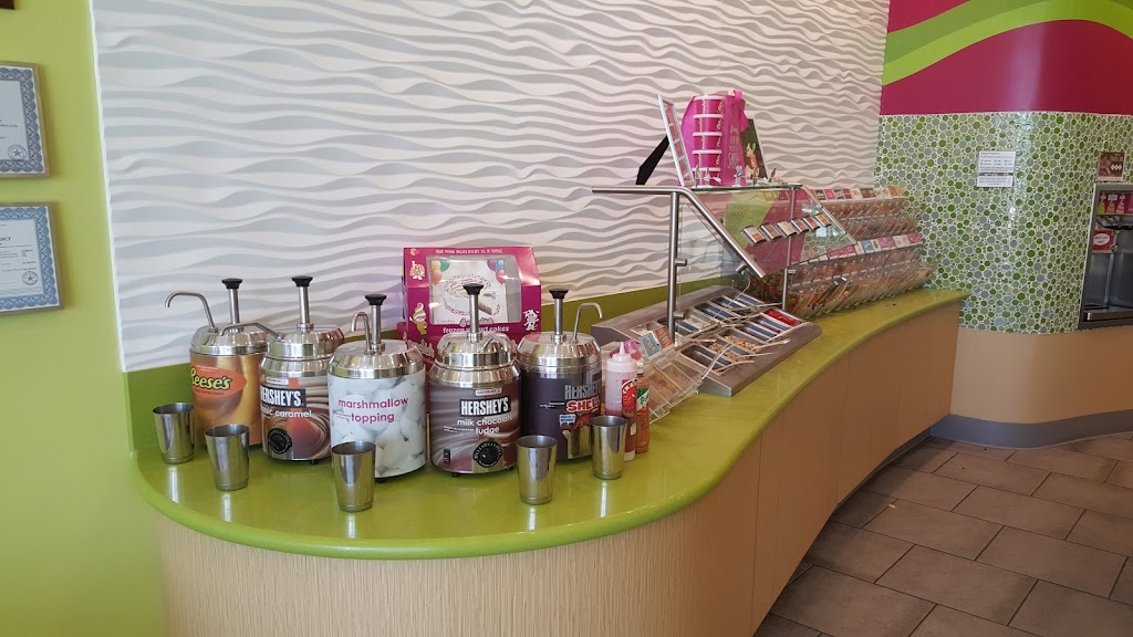 Menchies Frozen Yogurt | 2701 TX-121 Ste 200, Euless, TX 76039, USA | Phone: (817) 857-6206