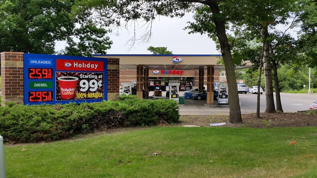 Holiday Stationstores | 780 Stillwater Rd, Mahtomedi, MN 55115 | Phone: (651) 653-5800