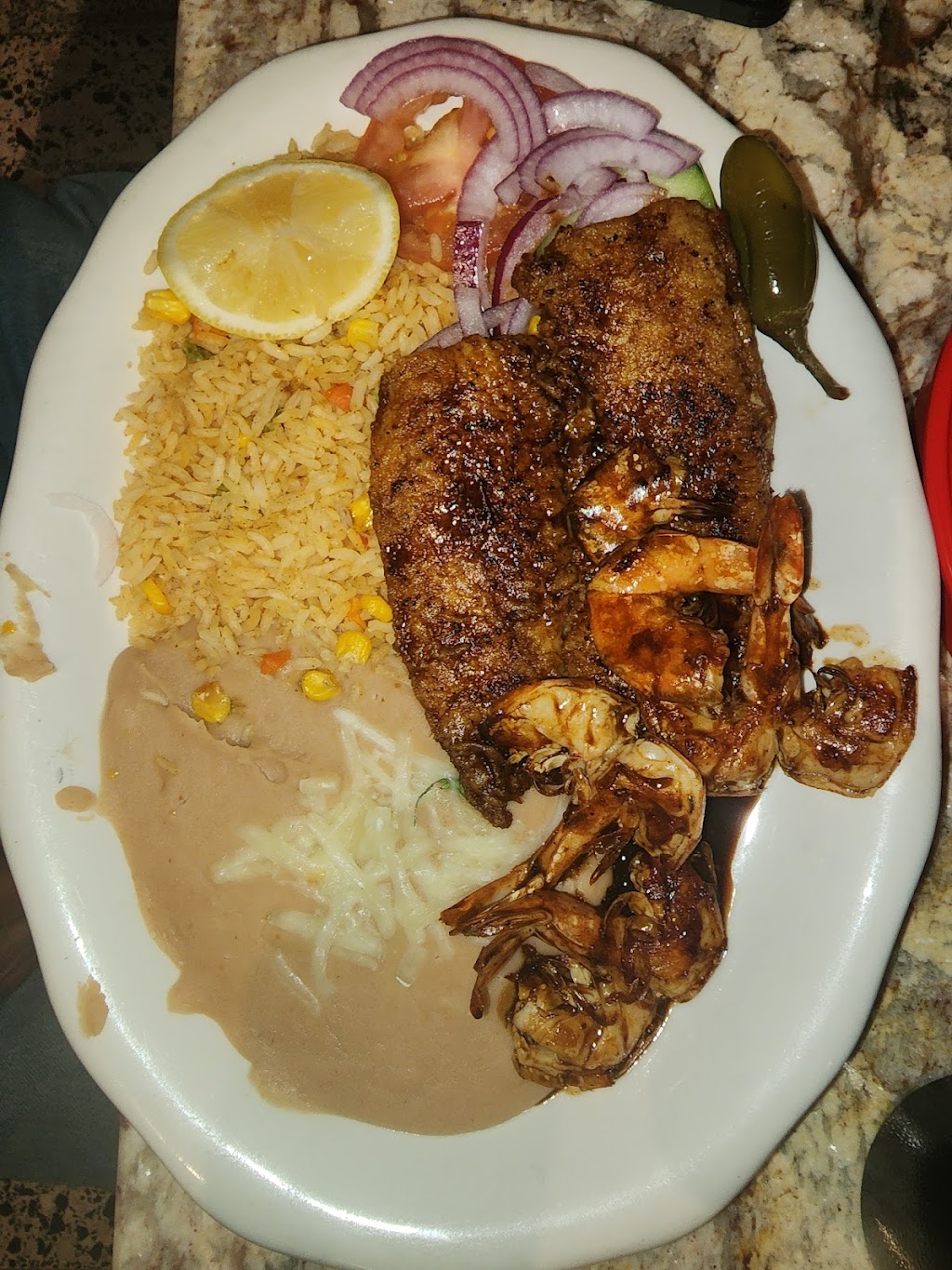 Mariscos El Puerto Escondido - Inglewood 3 | 3629 W Imperial Hwy, Inglewood, CA 90303, USA | Phone: (310) 680-9667