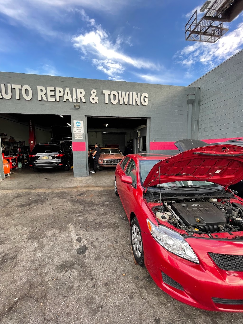 WeHo Auto Body & Repair | 1318 N Highland Ave, Los Angeles, CA 90028, USA | Phone: (323) 536-9558