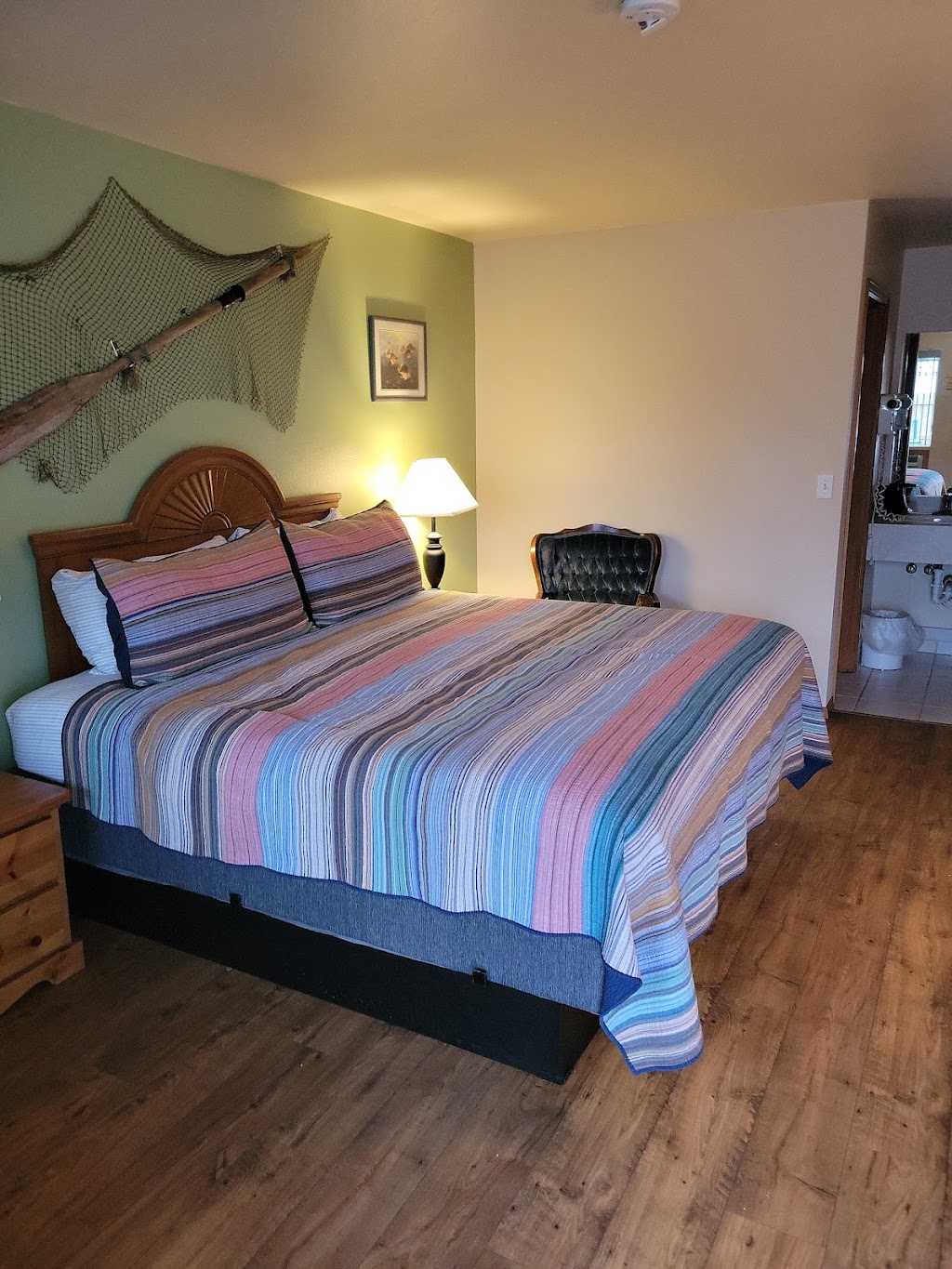 Hadlock Motel 181 Chimacum Rd, Port HadlockIrondale, WA 98339