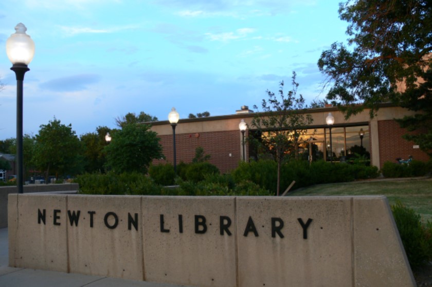 Newton Public Library | 720 Oak St, Newton, KS 67114, USA | Phone: (316) 283-2890