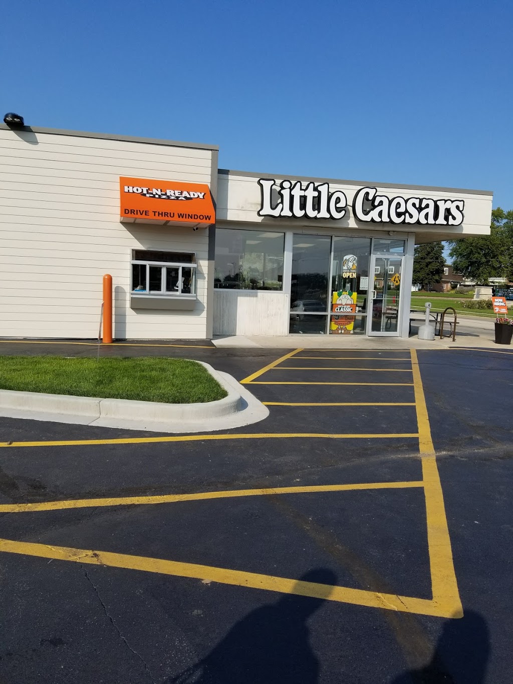 Little Caesars Pizza | 1663 Wisconsin Ave, Grafton, WI 53024, USA | Phone: (262) 375-2090