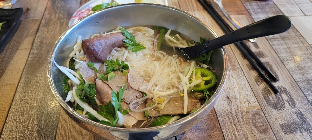 Mr. Pho | 6205 Montgomery Blvd NE, Albuquerque, NM 87109, USA | Phone: (505) 872-2311