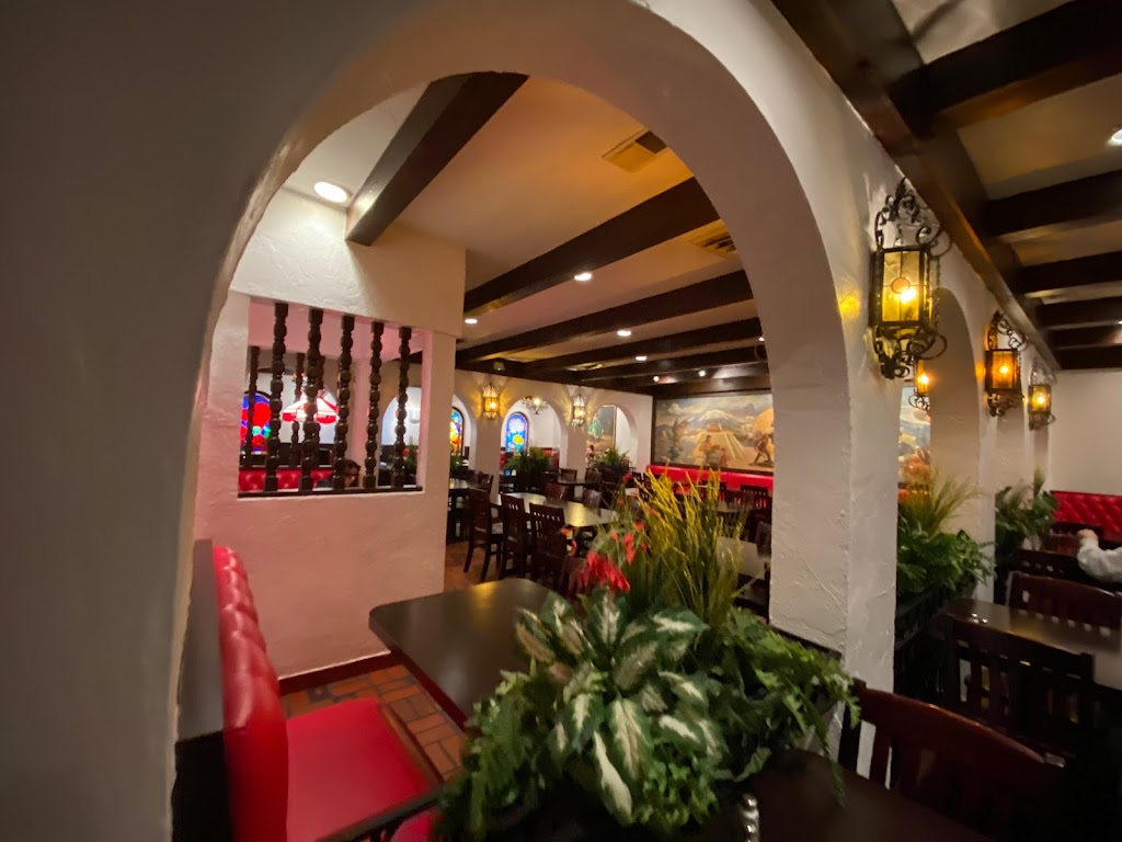 Mexican Village Restaurant | 2600 Bagley St, Detroit, MI 48216, USA | Phone: (313) 237-0333