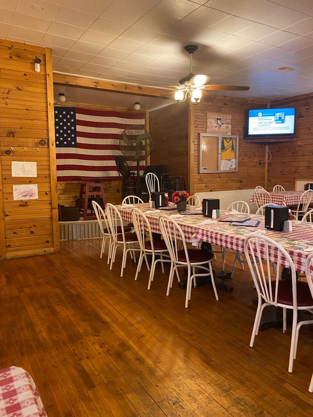 Stoney Point Restaurant and Lounge | 1087 Jefferson Rd, Waynesburg, PA 15370, USA | Phone: (724) 883-2450