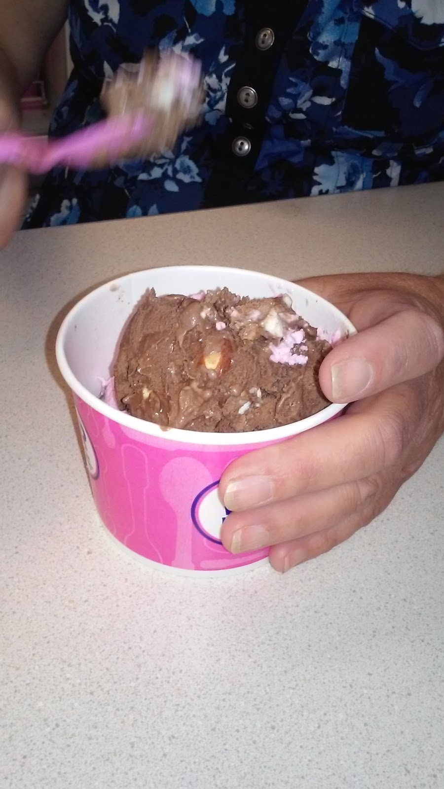 Baskin-Robbins | 2201 Central Ave NW, Albuquerque, NM 87104, USA | Phone: (505) 843-6390