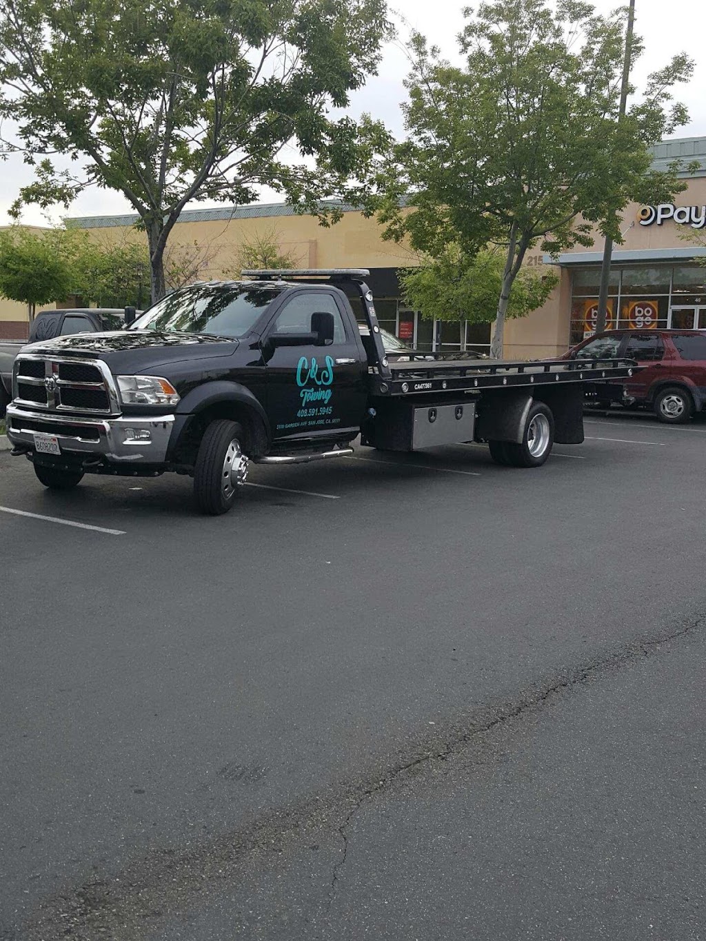 C and S Towing | 320 E Okeefe St #18, East Palo Alto, CA 94303 | Phone: (408) 591-5945