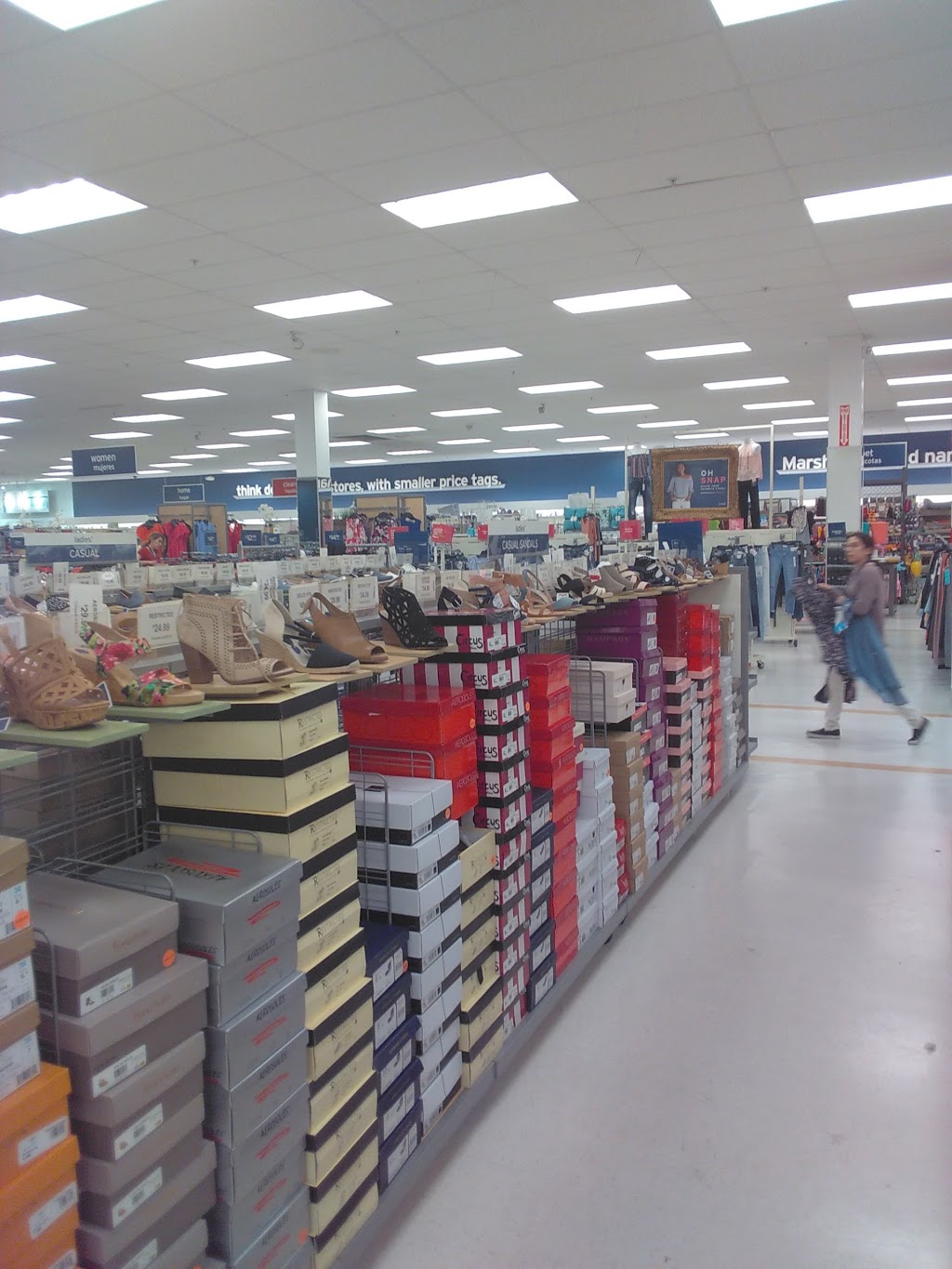 Marshalls | 1407 W Chapman Ave, Orange, CA 92868, USA | Phone: (714) 937-1460