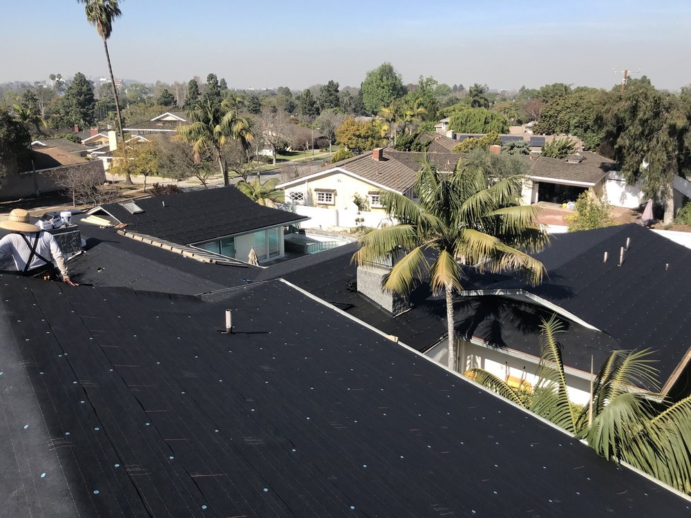 Estrada Roofs | 726 S Huron Dr, Santa Ana, CA 92704, USA | Phone: (714) 824-0332