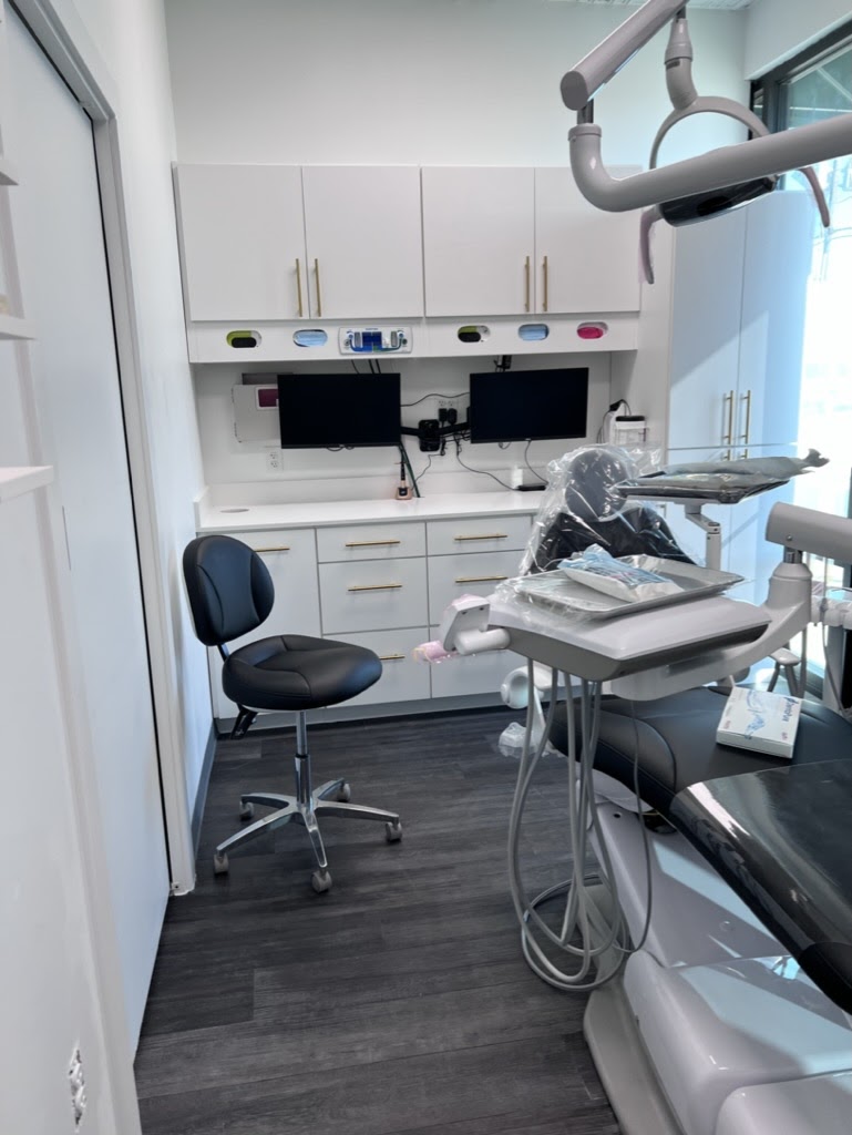 Serenity Advanced Dentistry | 605 Belt Line Rd #101, Cedar Hill, TX 75104, USA | Phone: (972) 634-1434