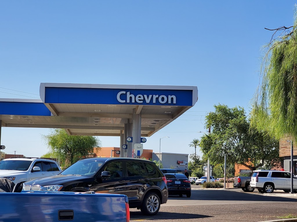 4 Sons Chevron | 4350 E Indian School Rd, Phoenix, AZ 85018, USA | Phone: (623) 936-7222