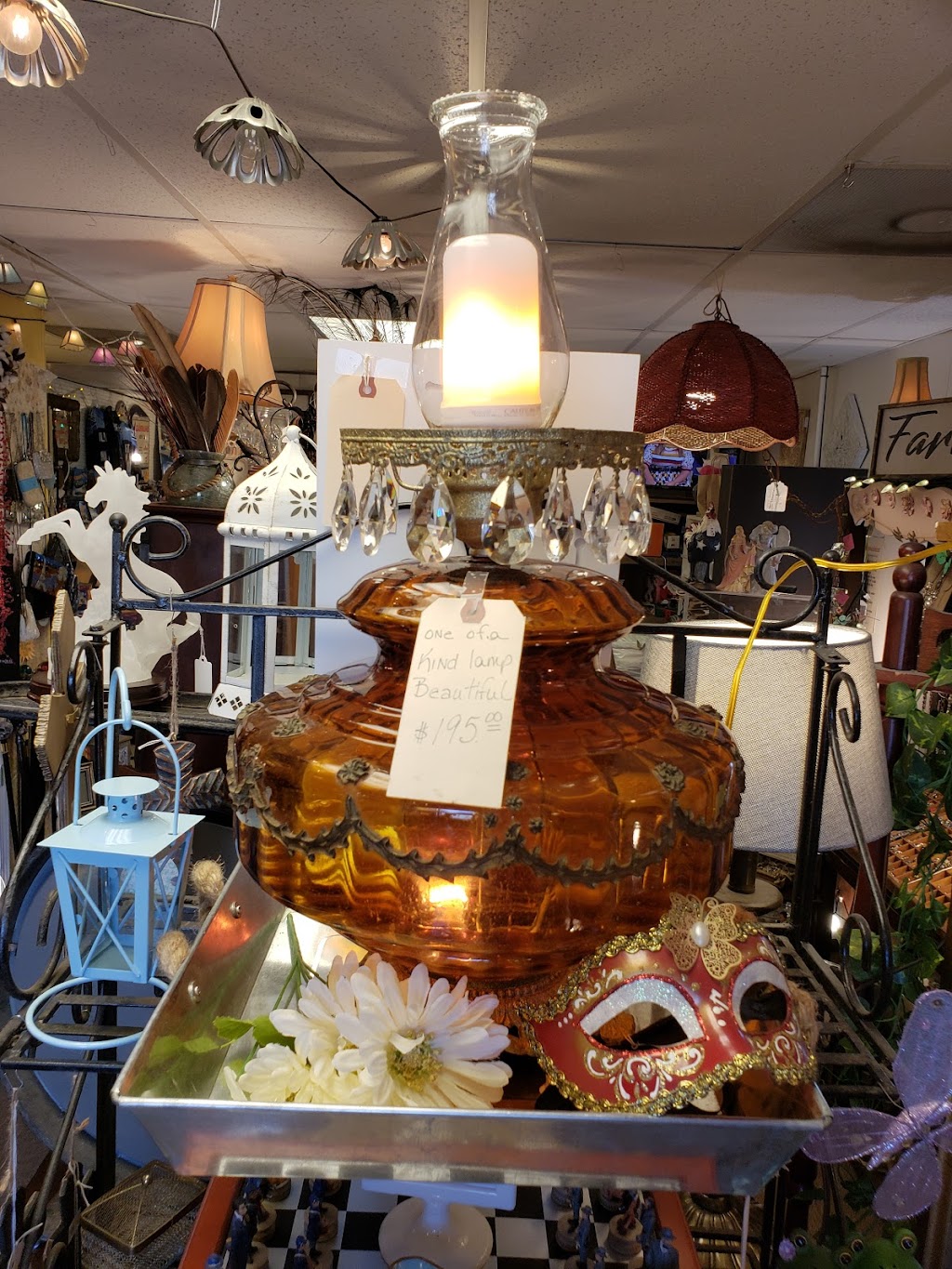 TJS Antiques & Collectibles | 1445B S Lowry St, Smyrna, TN 37167, USA | Phone: (615) 828-2951