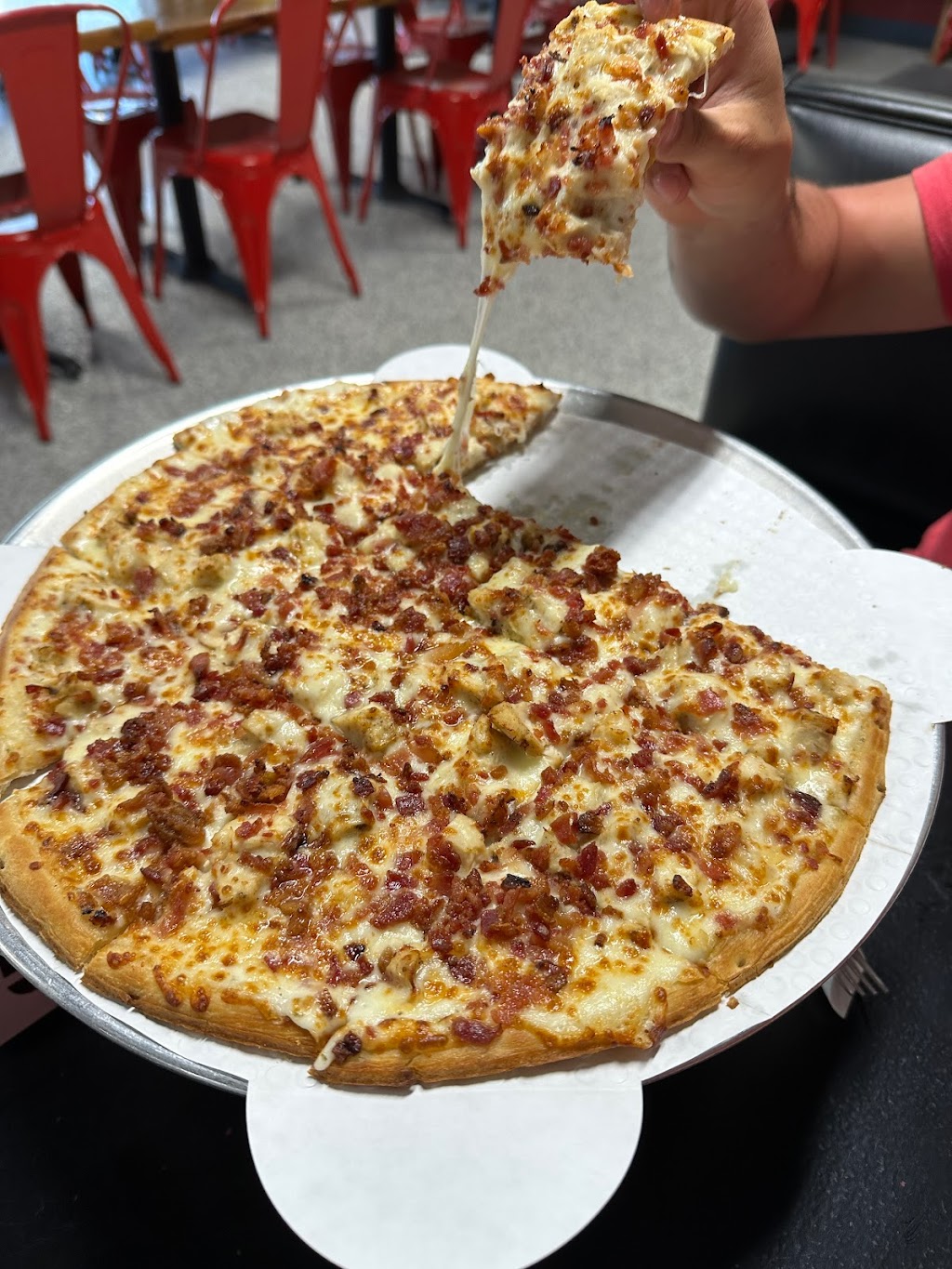 Hometown Classic Pizza | 1002 E Main St, Greenfield, IN 46140, USA | Phone: (317) 462-5054