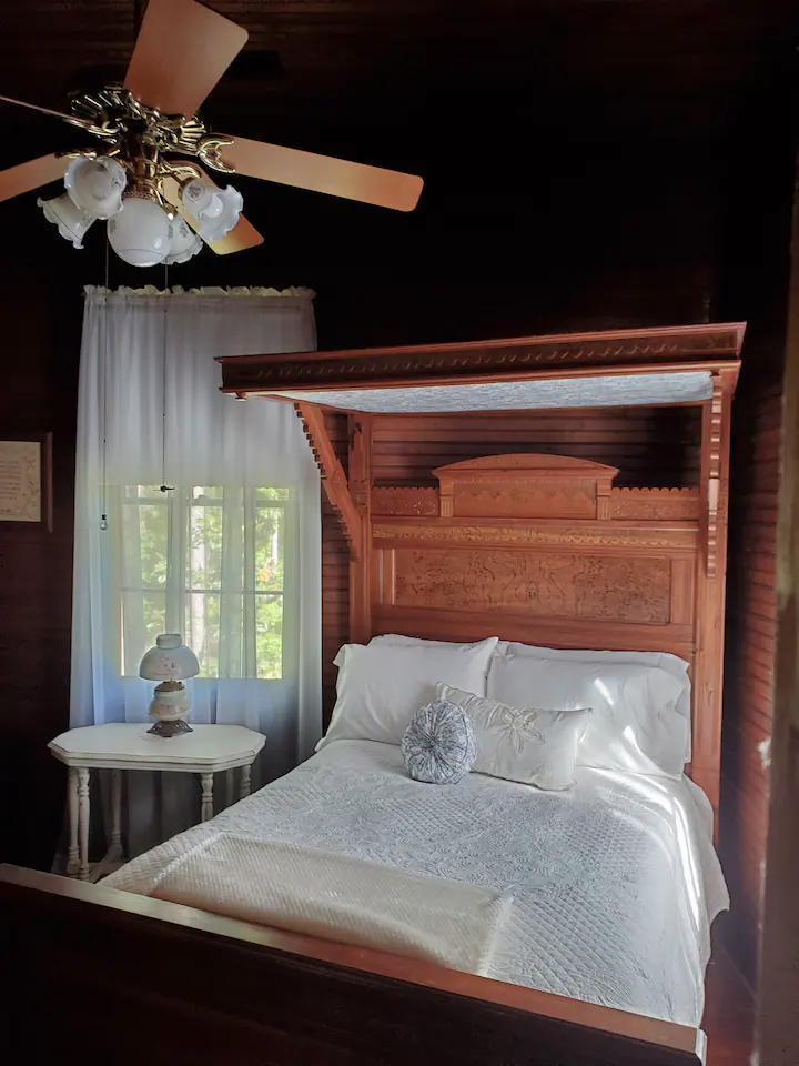 Longbranch Guest House | 72419 LA-59, Abita Springs, LA 70420, USA | Phone: (504) 583-4648