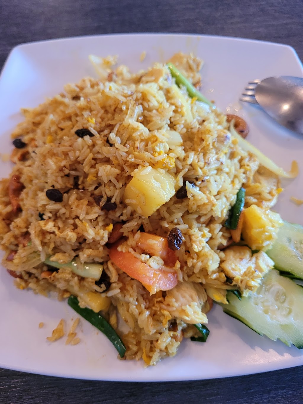 Thai Harbor Restaurant | 16103 Bolsa Chica St, Huntington Beach, CA 92649, USA | Phone: (714) 846-8986