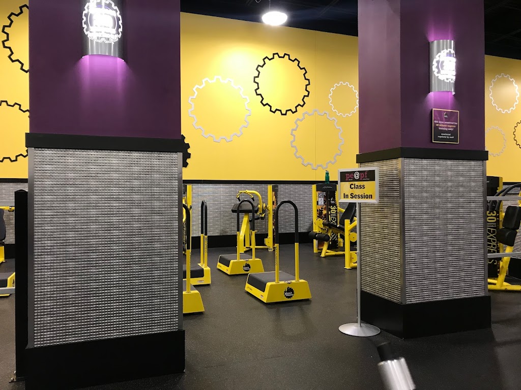 Planet Fitness | 490 Mid Rivers Mall Cir, St Peters, MO 63376, USA | Phone: (636) 387-6025