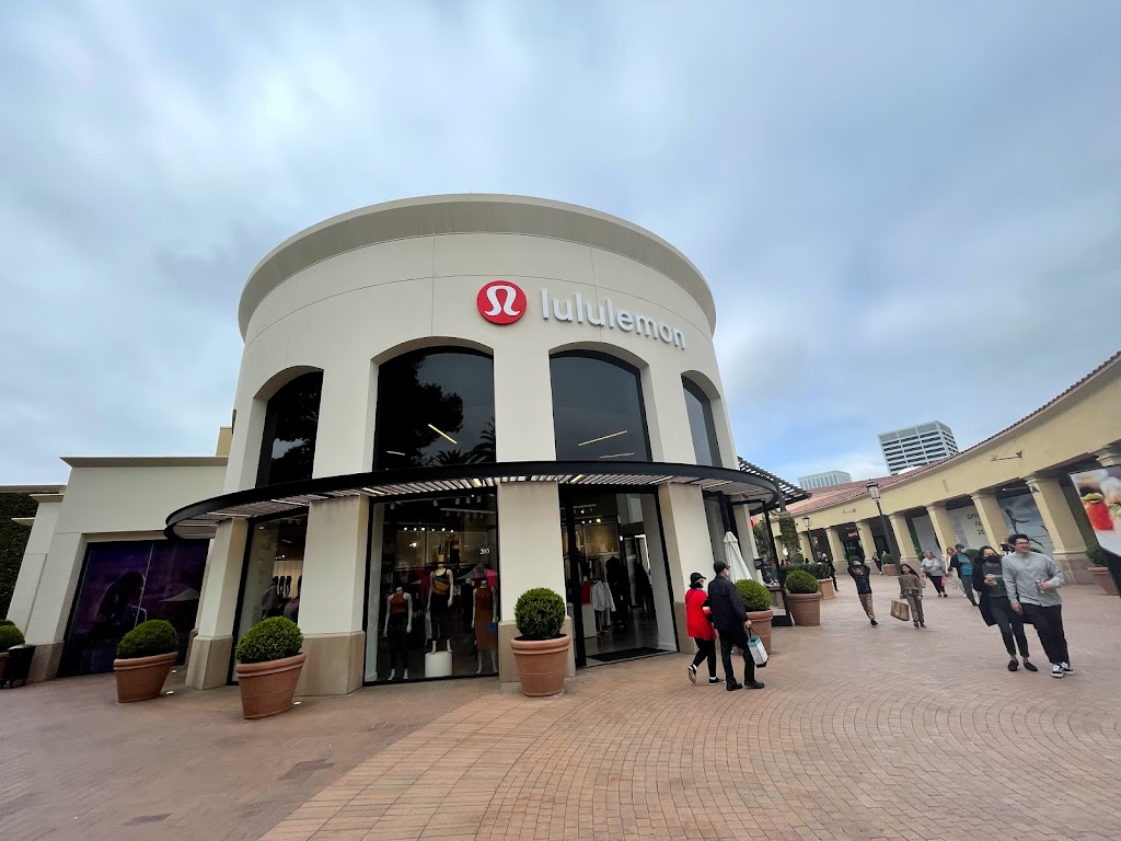 lululemon | 203 Newport Center Dr, Newport Beach, CA 92660, USA | Phone: (949) 749-4693