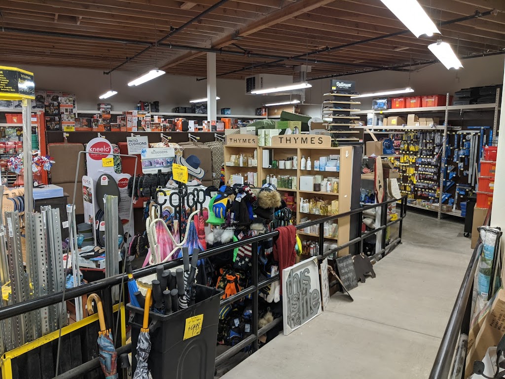 Henery Hardware - Kingston | 10978 WA-104 Suite 107, Kingston, WA 98346, USA | Phone: (360) 297-3366